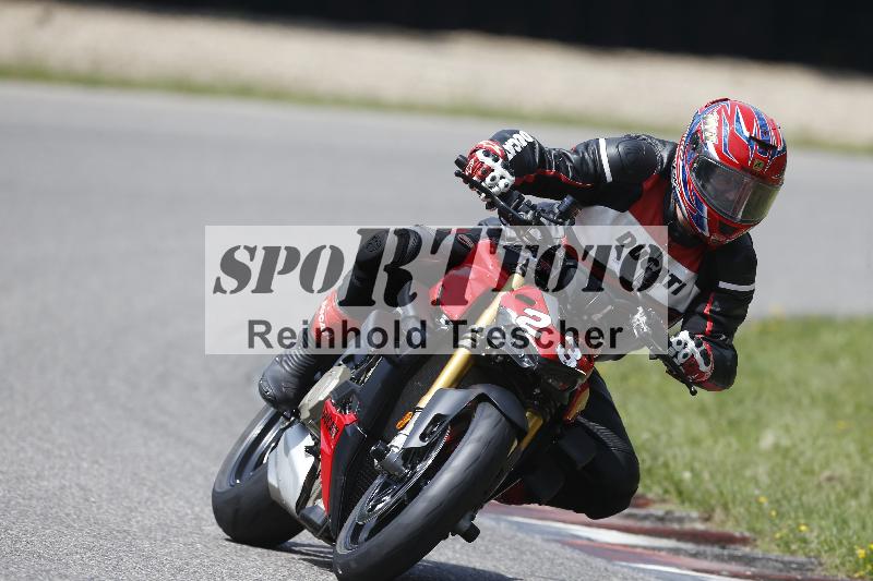 /Archiv-2025/27 12.06.2025 Ducati Schweiz Trackday Warmup  ADR/blau-bleu/23